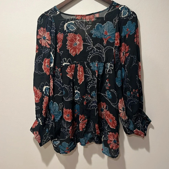 ASTR the Label Floral Blouse - Size Large - Picture 6 of 6